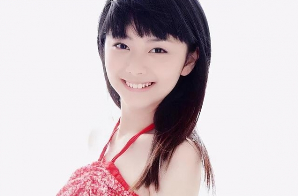 谭松韵：三十岁少女，微笑演绎人生