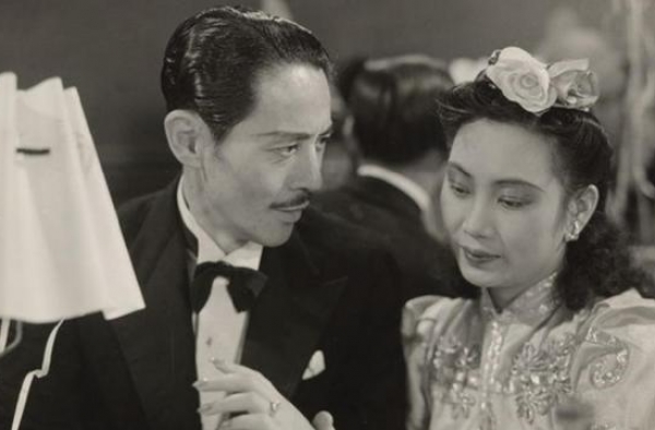 胡蝶女儿胡友松：25岁嫁75岁老头，默默陪丈夫逝去，守寡一生
