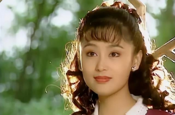 琼瑶剧最渣女主，女PUA，7个男人被出轨还争抢做孩子他爹