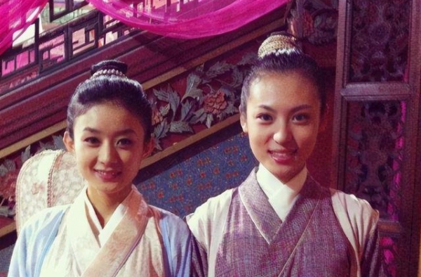 陪赵丽颖从小透明到一线，连她结婚生子也在身边，不蹭热度真闺蜜