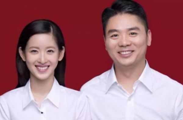 刘强东低调两年后终有大动作，果然章泽天才是最后的赢家，厉害