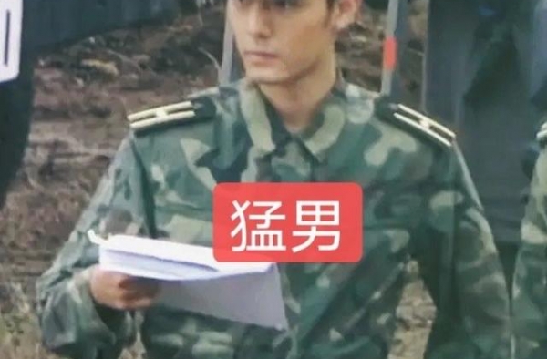 肖战拍《王牌》难安生，片场频遭代拍干扰，挖鼻孔照也不放过？