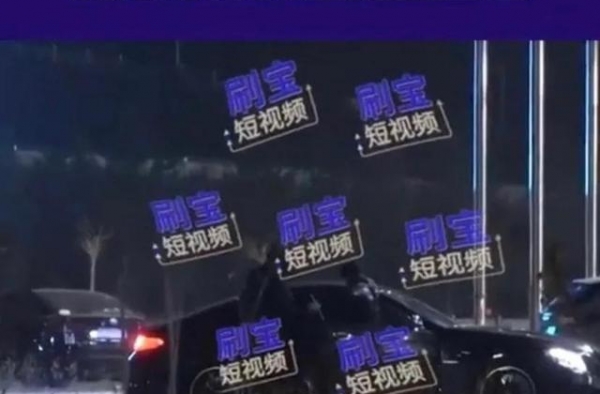 小黄鸭吊打四旦双冰；三字和颜色的真实关系；