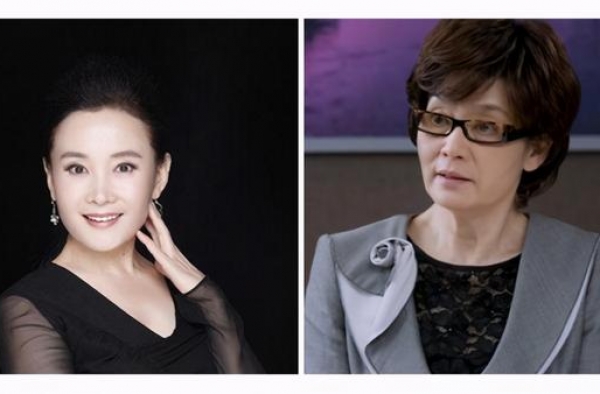 57岁娜仁花丝毫未老，连衣裙搭重工项链优雅端庄，气质赶上潘虹