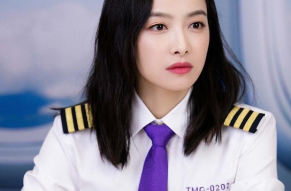 双11晚会翻车现场：R1SE划水，千玺唱歌难听，贾乃亮显油腻