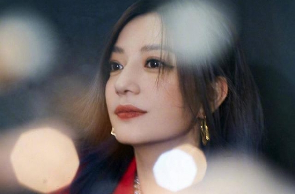 2020年最后的爆款？又一女性题材剧，赵薇监制，杨幂杨紫参演
