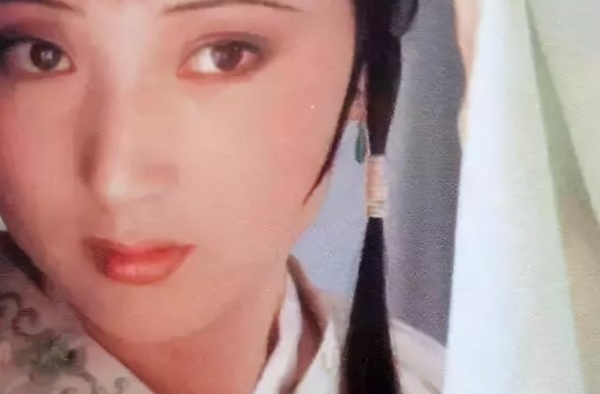 从身价过亿到遁入空门，“天堂有了陈晓旭，世间再无林黛玉”