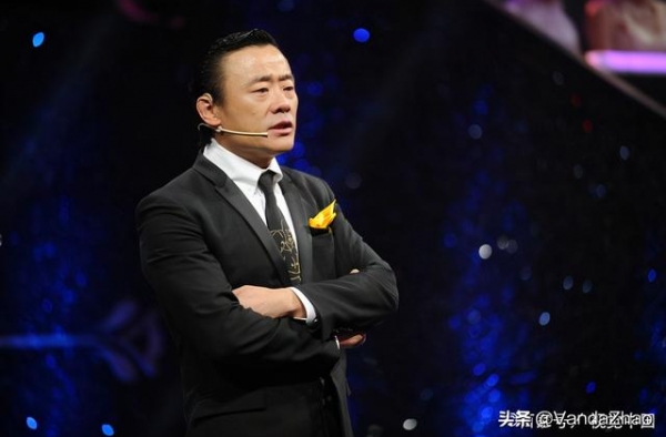 脱口秀鼻祖周立波重新回归，将正式做导演，拍大型喜剧电影