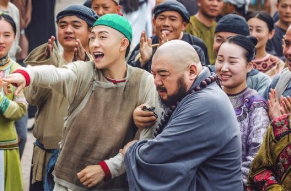 陈小春：我拍《鹿鼎记》7次拜访周星驰，结果星爷只送了我4个字