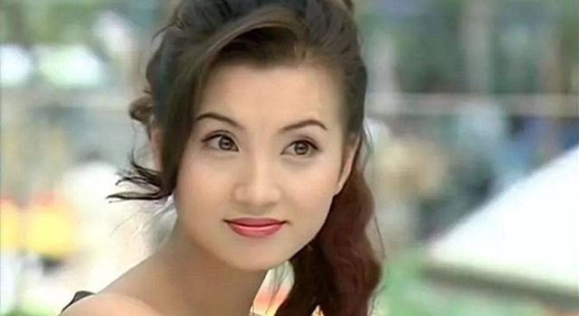 41岁万人迷陈好晒工作照太惊艳，坚持3个生活习惯，难怪瘦又美