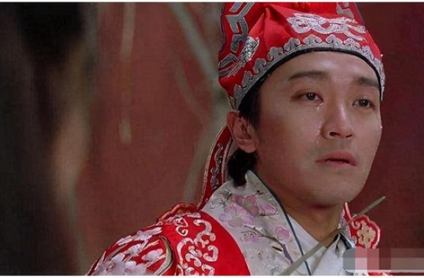 著名演员傅彪，抽完生命中最后一支烟，给妻子打电话说：对不起