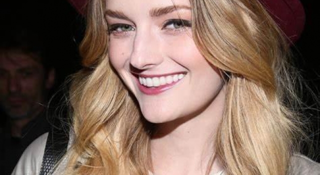 登上维密的另类超模Lydia Hearst-Shaw