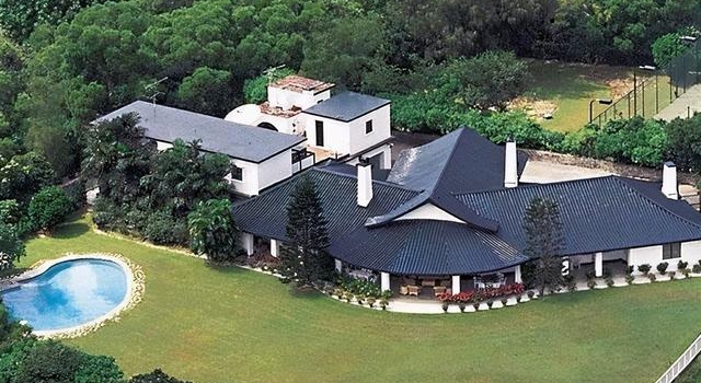 律政名媛输给了爱马仕柜姐，离开刘銮雄相交郑家纯，王颖妤不一般