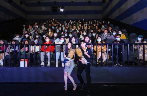 关注抑郁症患者，落落新片《如果声音不记得》昨在杭州路演