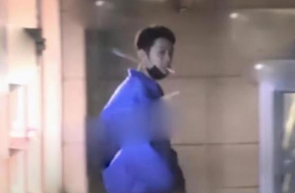 赖冠霖玩完？随地吐痰素质低，疑被央视导演批狂妄自大新戏遭退片