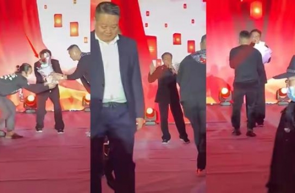 国际巨星成龙沦落到靠商演捞金？舞台简陋毫无秩序 太凄凉