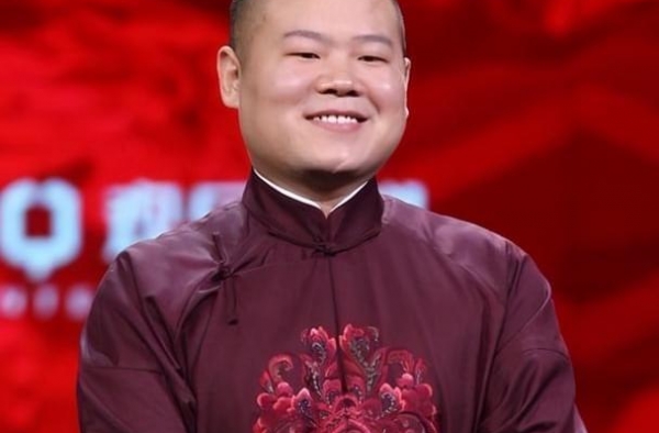 顶风作案？岳云鹏事件后花蝴蝶开始直播带货，丝毫不理官方新禁令
