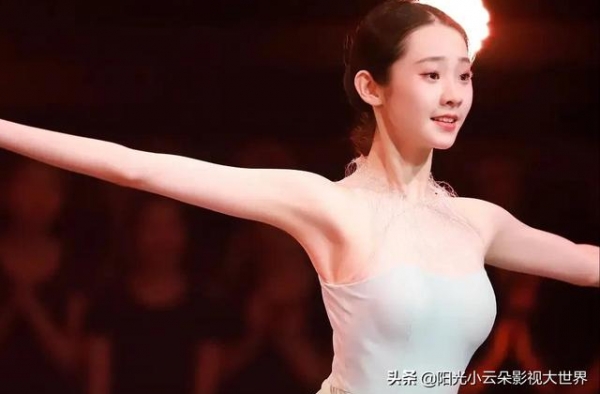 张艺凡，硬糖少女303，是芭蕾精灵、流量明星还是“女团废物”