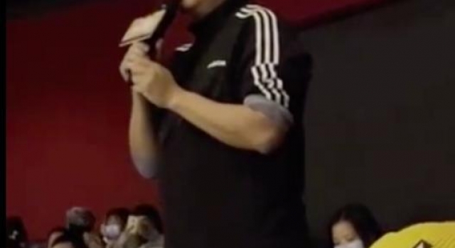 《一秒钟》票房破亿，徐峥：我是张译的颜粉、演技粉