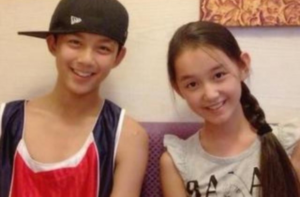 本以为吴磊蒋依依够般配了，看见张子枫，才知道啥是“天生一对”