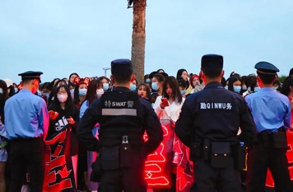 关于金鸡电影节，亲历现场的警察蜀黍，要聊点儿你不知道的事……