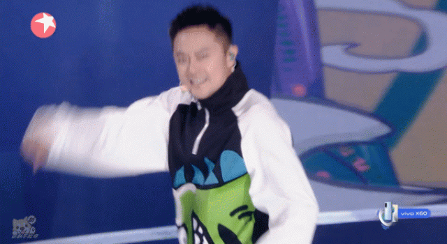 为什么浪姐们追求飒，《追光吧！哥哥》却这么骚？