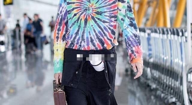 王菲女儿成演员大变样！窦靖童第一部电影曝光，罕见长发不敢认