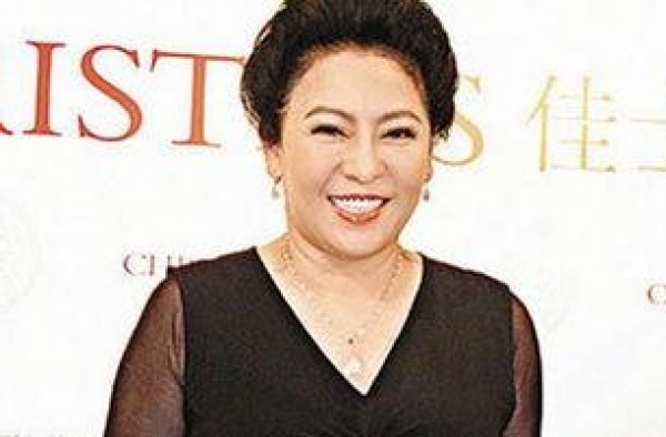 向华强夫妇或将搬去台湾定居？网友：这是太疼儿媳郭碧婷了吗？