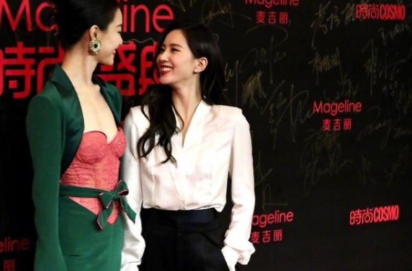 刘诗诗、倪妮的《流金岁月》开播，网友点评：“真好看”