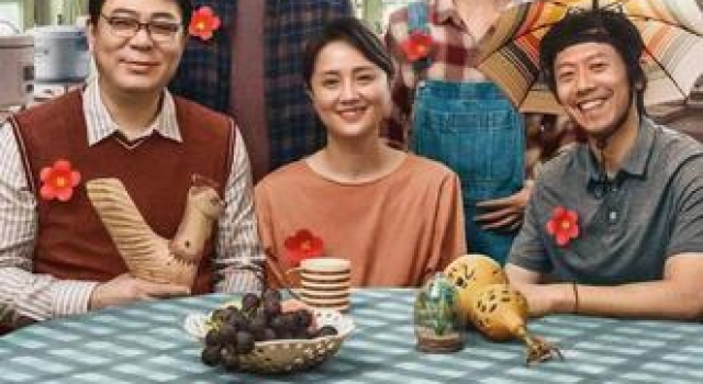 跨年首选！新片《温暖的抱抱》《送你一朵小红花》今日携手贺岁