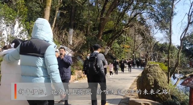 反响·街采｜《从十八洞出发》未来之路需要更多年轻人