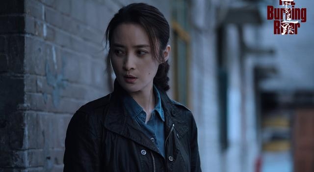 《迷雾追踪》为什么没火？剧情虽然烧脑，穿帮剧情却让人跳戏