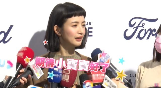 39岁林依晨一心造人，方法用尽肚子没动静，和富商老公分居两地