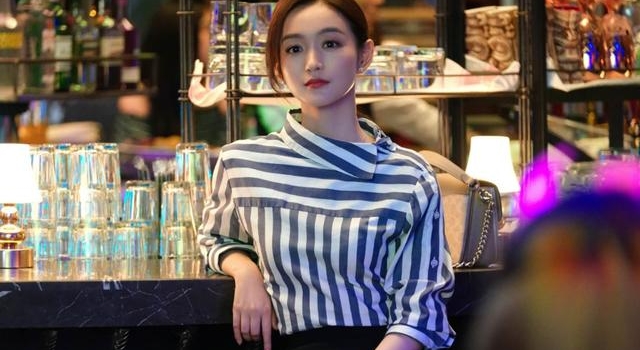 白月光的脸也能演恶毒的人，绿茶作精也圈粉？何泓姗真是宝藏姐姐